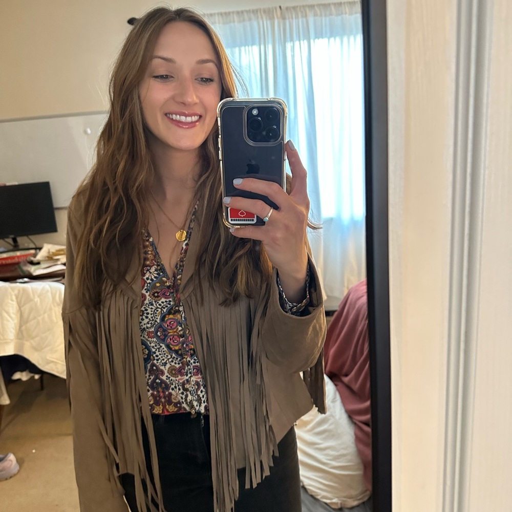 Meet your Posher, Sav